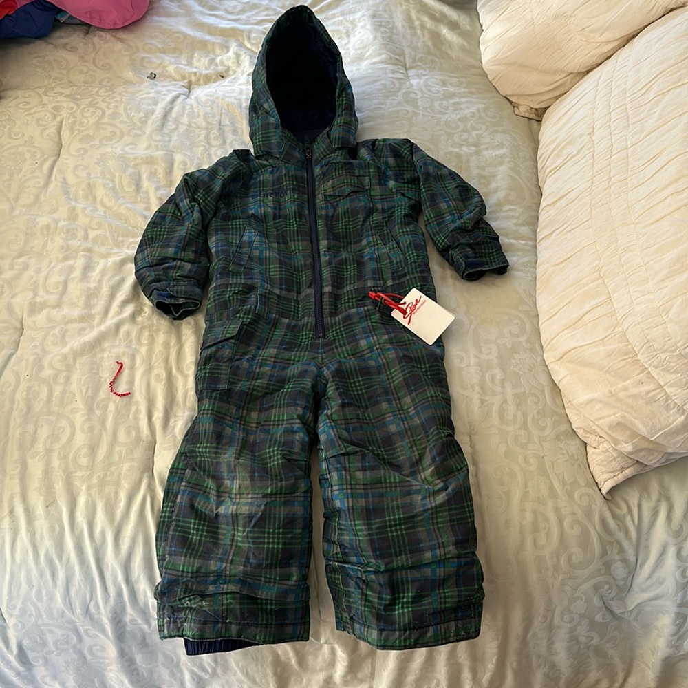 Toddler boys Burton ski/snowboard suit.